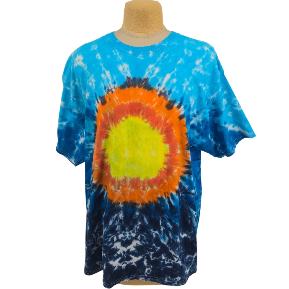 Hanes Beefy T-Shirt Mens 2XL Blue Tie Dye Sunburst Short Sleeve Cotton Tee